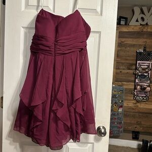 Elegant Strapless Burgundy Dress